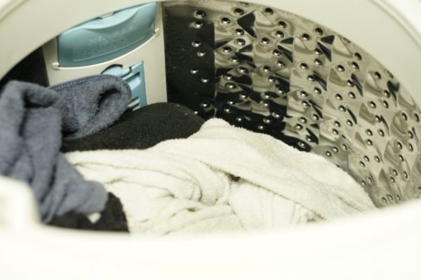 烏龍茶のシミ抜きは意外と難しい?シミを残さない簡単な落とし方